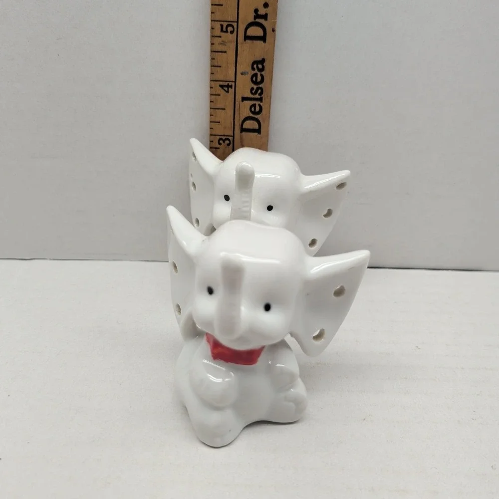 Lot 2 Ceramic Elephant Earring Ring Jewelry Holder White Colored Bowtie 3